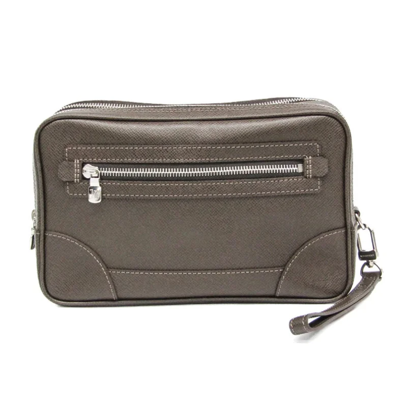 Louis Vuitton Pavel Leather Clutch Bag (Pre-Owned)